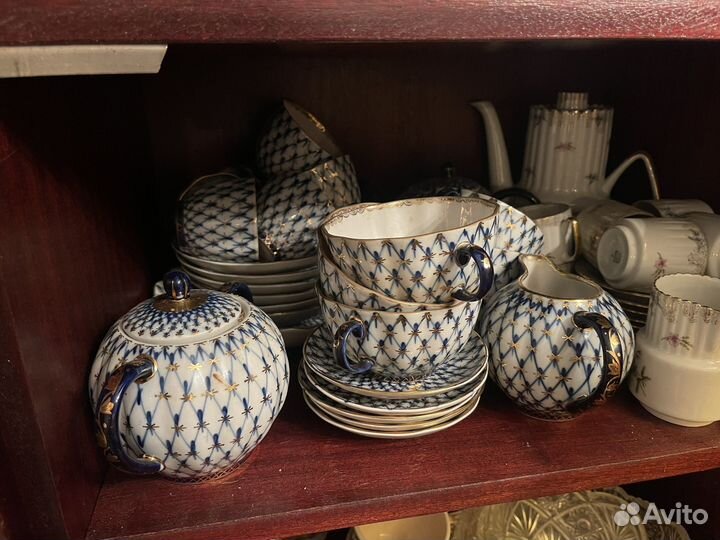Фарфоровый сервиз чайный 