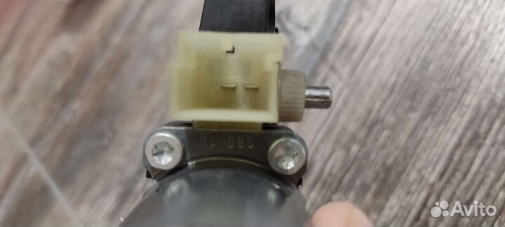 Мотор стеклоподъемника Шкода Октавия,Сиат лион