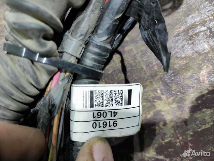 Проводка двери передней правой Hyundai Solaris