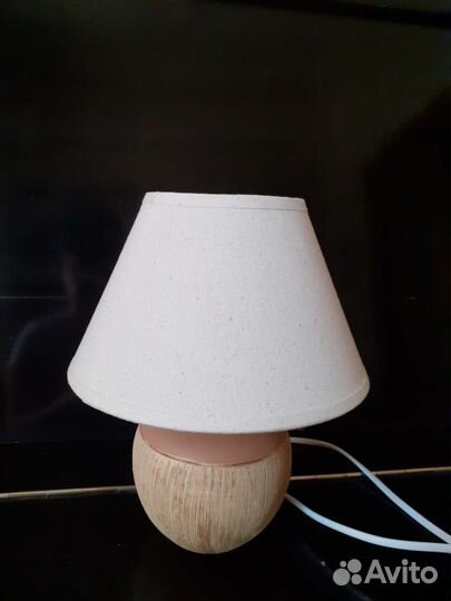 Лампа настольная