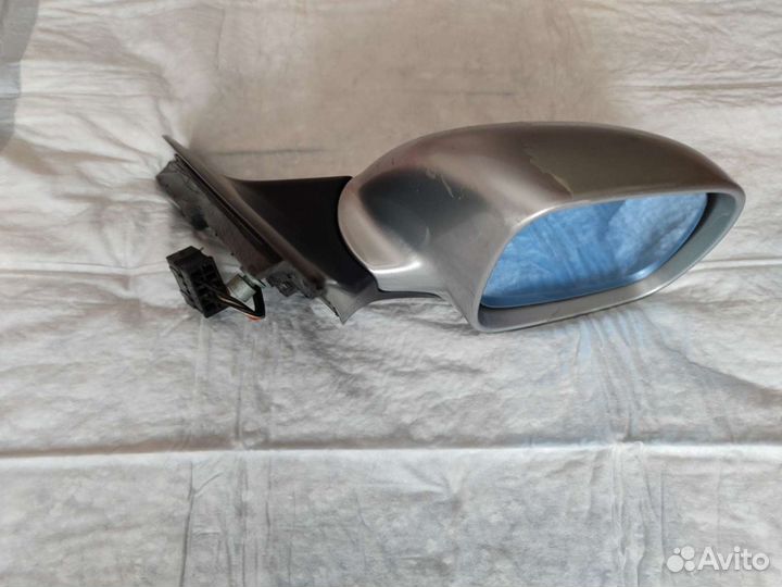 Зеркало заднего вида Audi A6 C5 левое/правое
