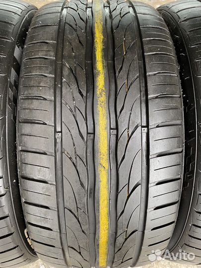 Kumho Ecsta PS31 245/40 R18