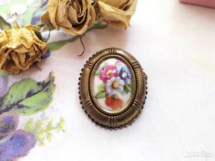 Брошь, винтаж, фарфор, финифть, Англия