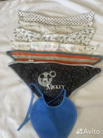 Слюнявчик нагрудник