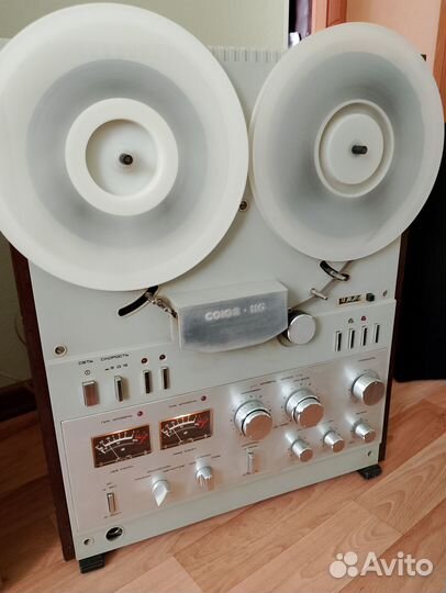 Катушечный магнитофон Снежеть 110. Дельфин