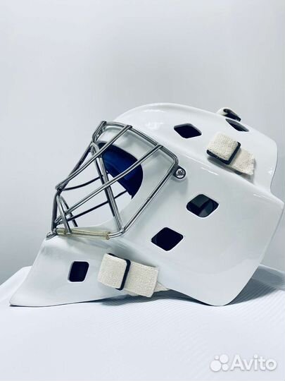 Новый хоккейный вратарский шлем профессиональный