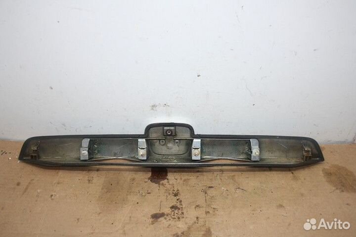 Накладка крышки багажника honda CR-V 2007