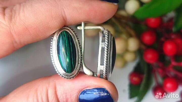Классические крупные серьги с малахитом, 925