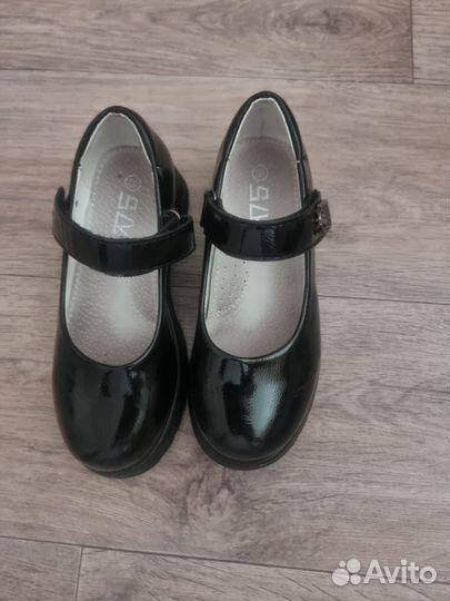 Туфли для девочки 29 размер черные