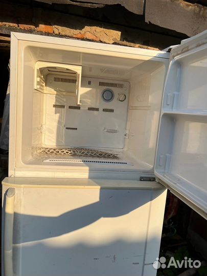 Холодильник samaung