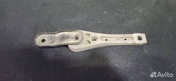 Опора двигателя задняя Skoda Octavia A5 2004-2013