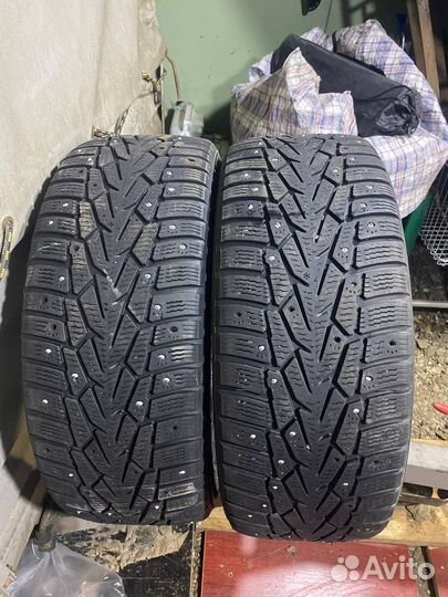 Nokian Tyres Hakkapeliitta 7 215/50 R17 95T