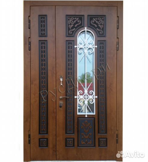 Металлическая дверь с окном и боковой вставкой