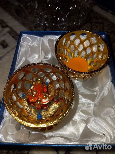 Сувенир Яйцо Фаберже (сетчатое зол с камн,красное)