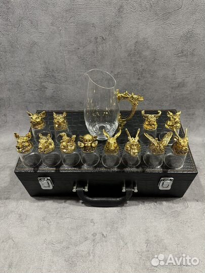 Стопки рюмки перевертыши чемодан золото