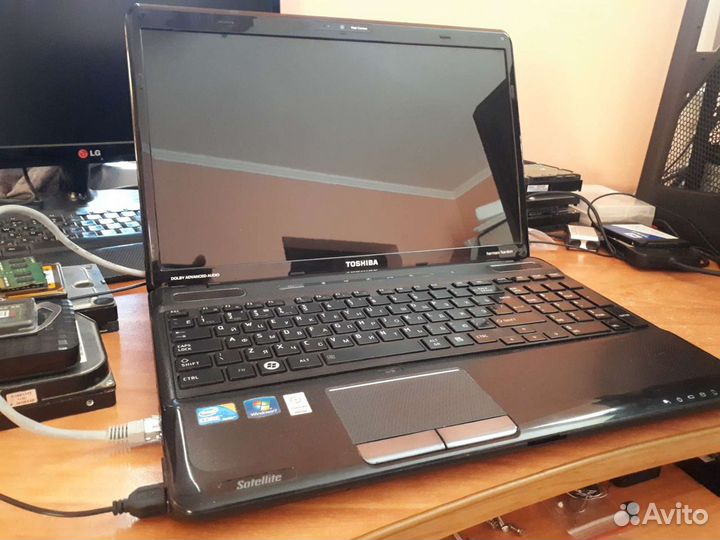 Ноутбук toshiba satellite