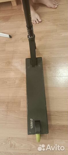 Трюковой самокат novatrack