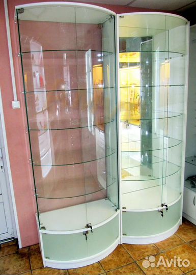 Гнутое стекло для душевых кабин