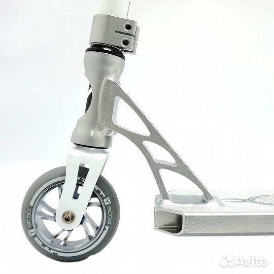 Самокат трюковый Y-scoo wolf 110 mm white grey