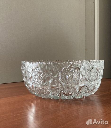 Ваза хрустальная