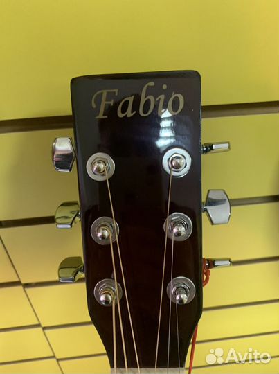 Гитара акустическая