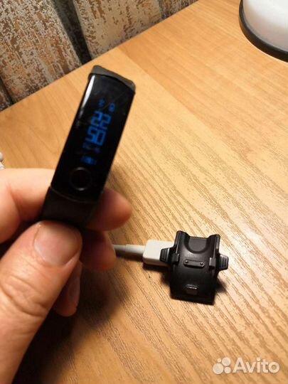 Фитнес браслет Honor band 3