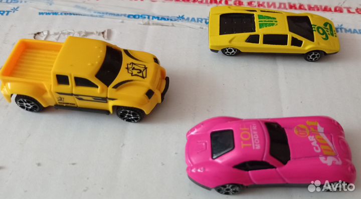 Машинки пластиковые пакетом