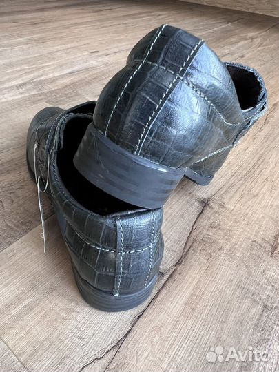 Туфли на мальчика кожа новые размеры 34, 37