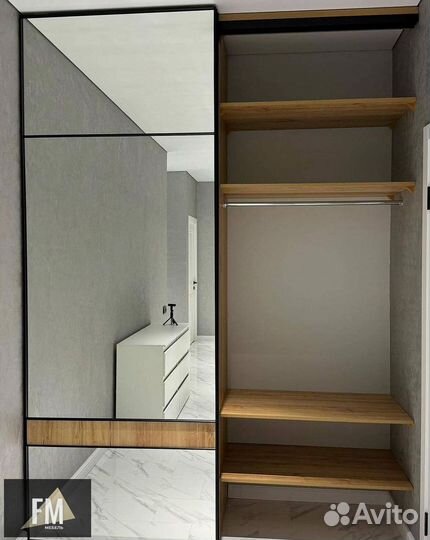 Шкаф встроенный