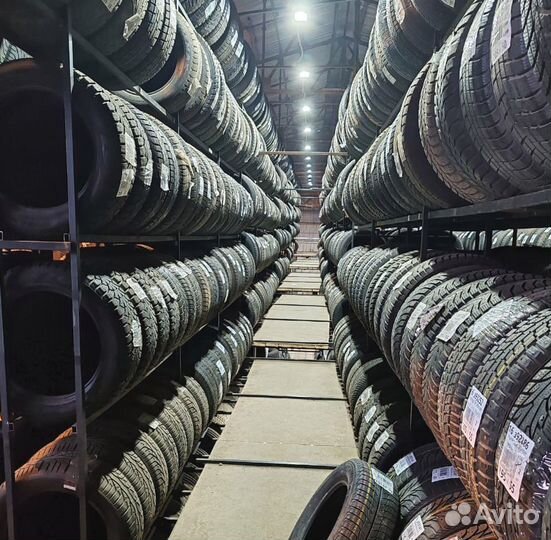 Dunlop DSX-2 215/60 R17C 100M