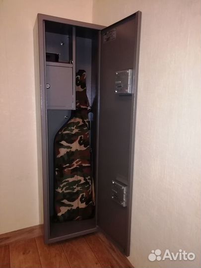 Оружейный сейф (шкаф)