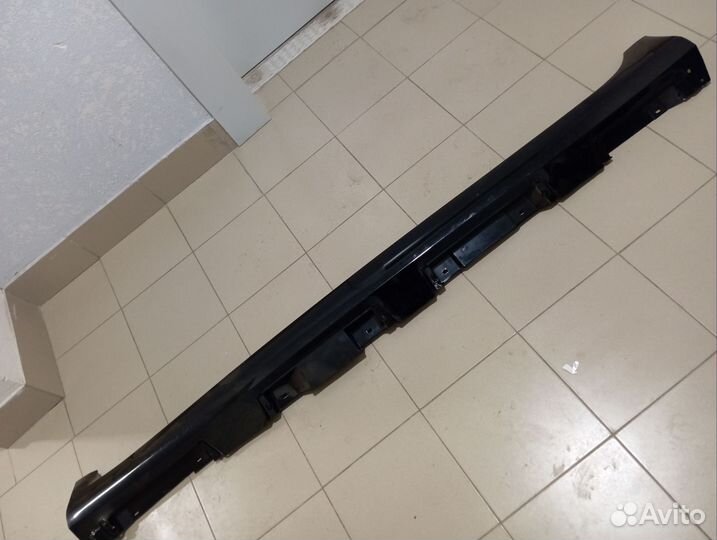 Порог пластиковый