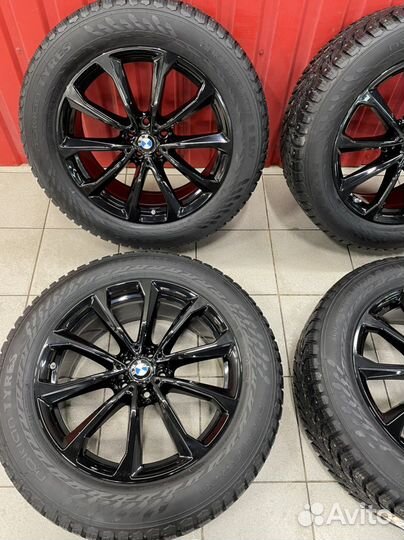 R20 Nokian Tyres Hakkapeliitta 9 SUV 255/55, PCD 5x112 DIA 66.6