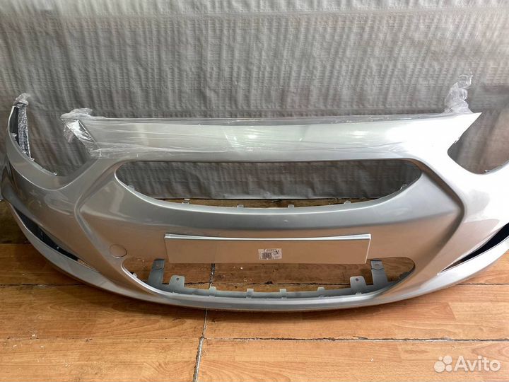 Бампер передний серебристый Hyundai Solaris 10-14