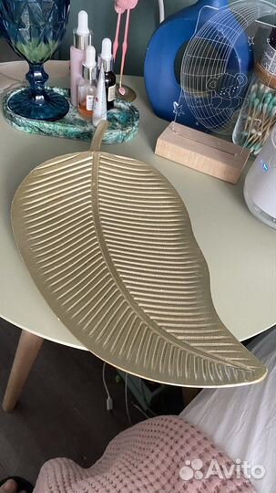 Поднос листок