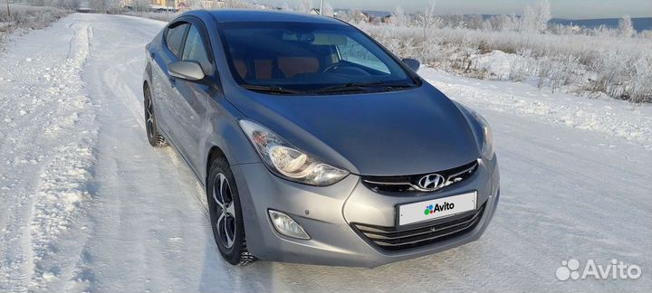 Hyundai Elantra 1.8 AT, 2012, 220 000 км