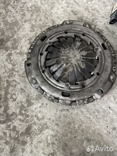 Маховик 1.8 t гольф бора ждета а3 5мт