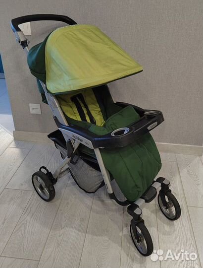 Коляска прогулочная Peg-Perego Vela Easy Drive