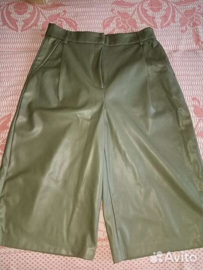 Шорты из экокожи