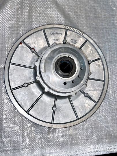 Шкив вариатора снегохода 