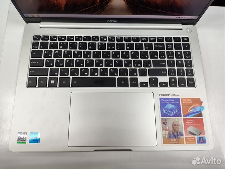 Мощный Infinix i3-1215U 8/512GB SSD Intel UHD