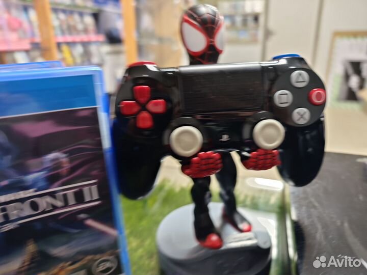 PS4 Limited Edition 1TB/2 Геймпада/Игра Звёздные В