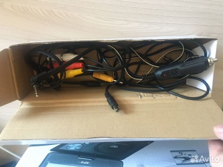 Портативный dvd & ЖК телевизор