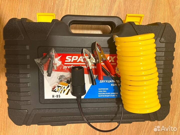 Компрессор автомобильный двух-поршневой