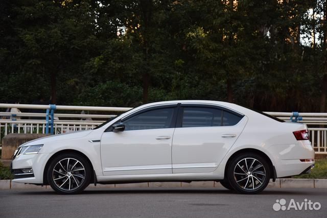 Skoda Octavia 1.4 AMT, 2021, 32 000 км