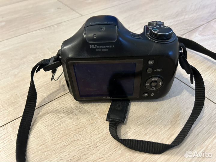Цифровой фотоаппарат Sony dsc-h100