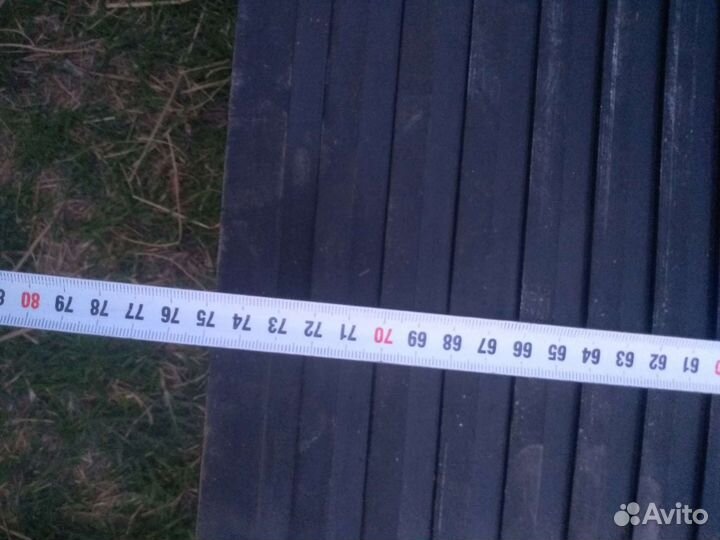 Резиновый коврик