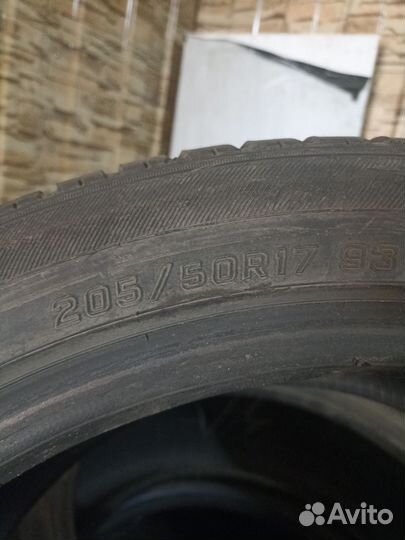 Falken AZENIS RT615K+ 205/50 R17