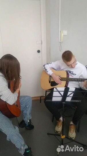 Обучение игре на гитаре