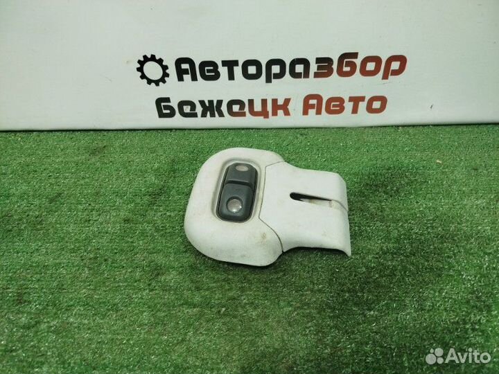 Плафон подсветки салона Chevrolet Niva универсал